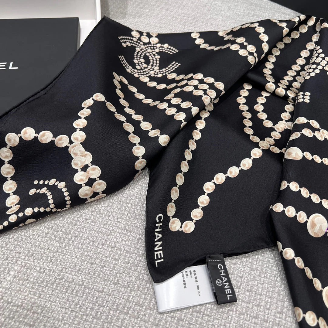 CHANEL 25S SCARF 90 IN SILK 735866 mysite