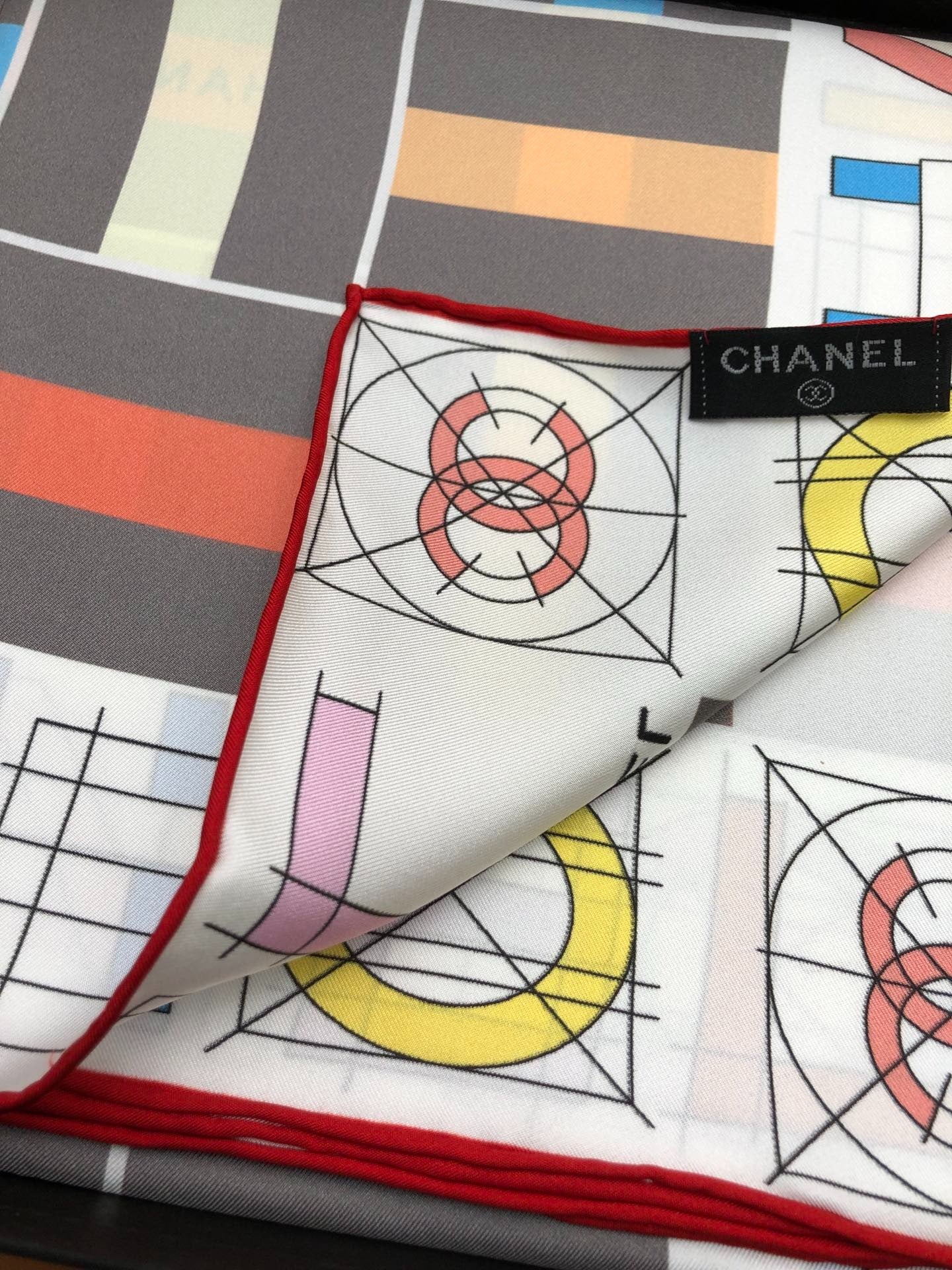 CHANEL 25S SCARF 90 IN SILK 704585 mysite