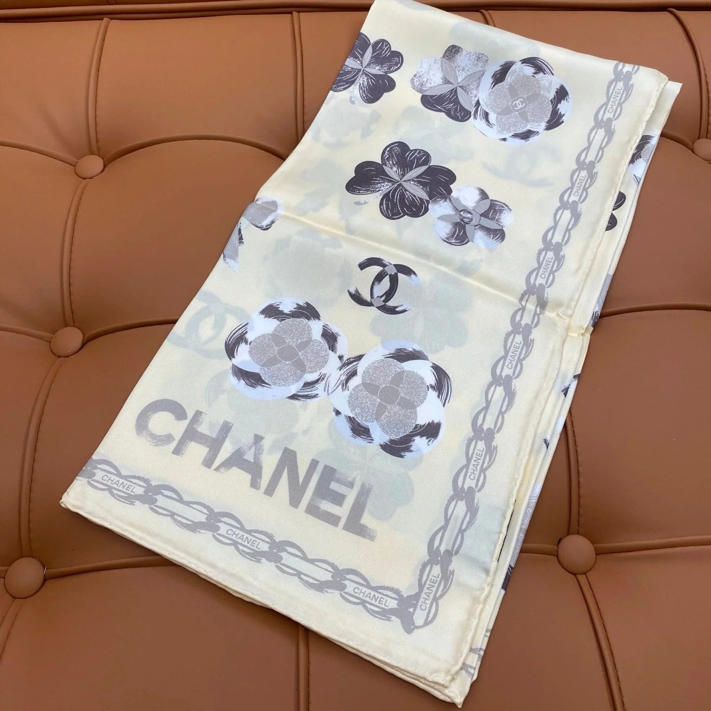 CHANEL 25S SCARF 90 IN SILK 703655 mysite