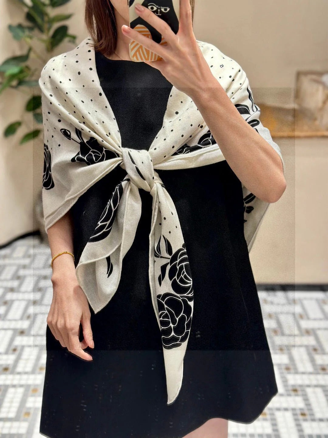 CHANEL 25S SCARF 140 IN SILK 735806 mysite