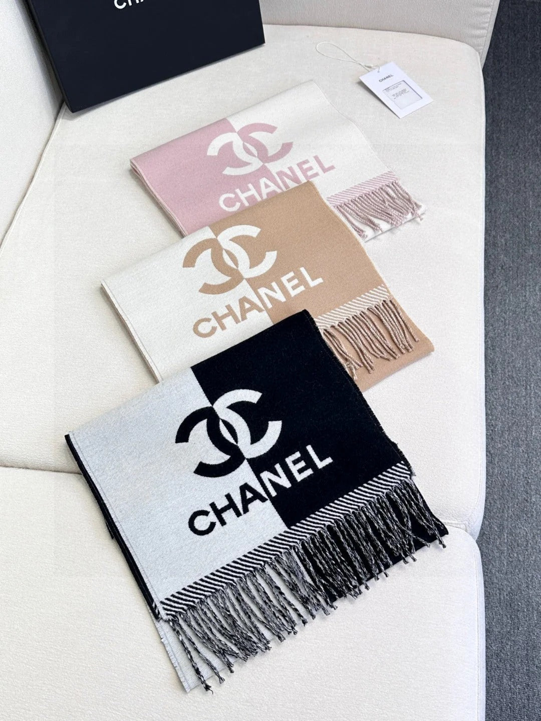 CHANEL 25S SCARF 184 IN MERINO WOOL 727322 mysite