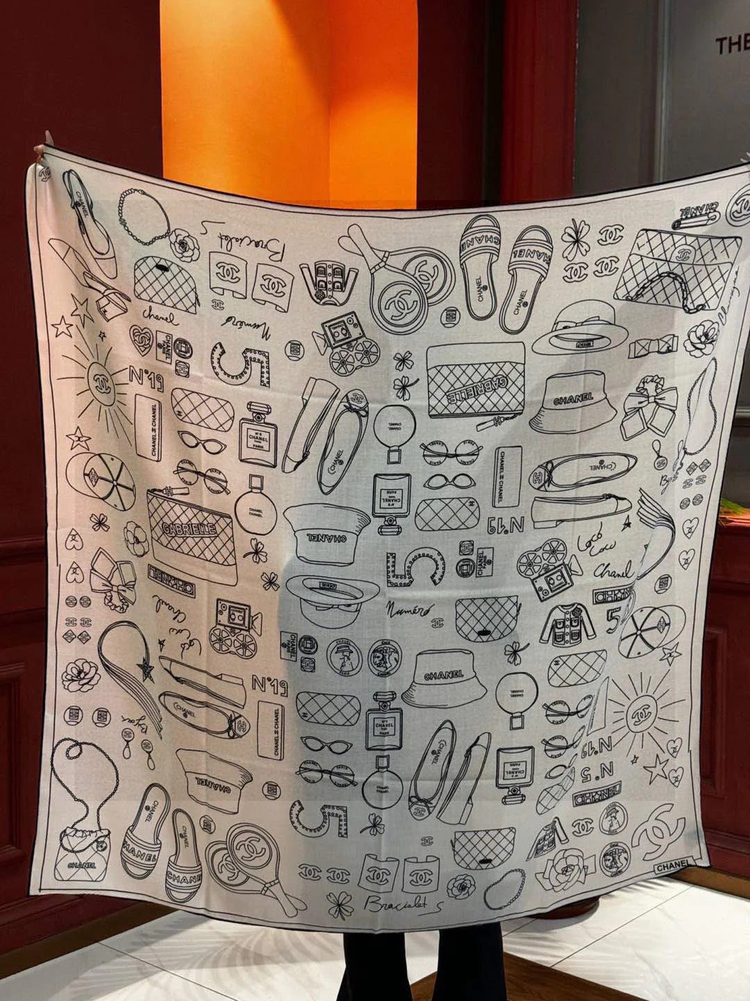 CHANEL 25S SCARF 140 IN SILK 735810 mysite