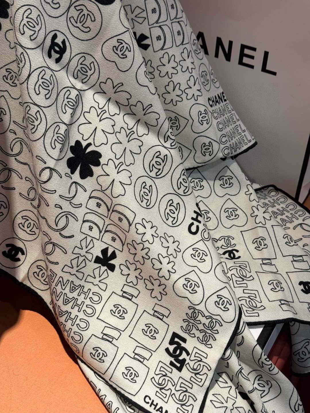 CHANEL 25S SCARF 110 IN CASHMERE SILK 738478 mysite