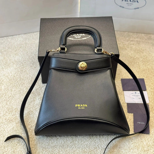 CAREY BAG 45 IN BLACK SMOOTH SHINY CALFSKIN mysite