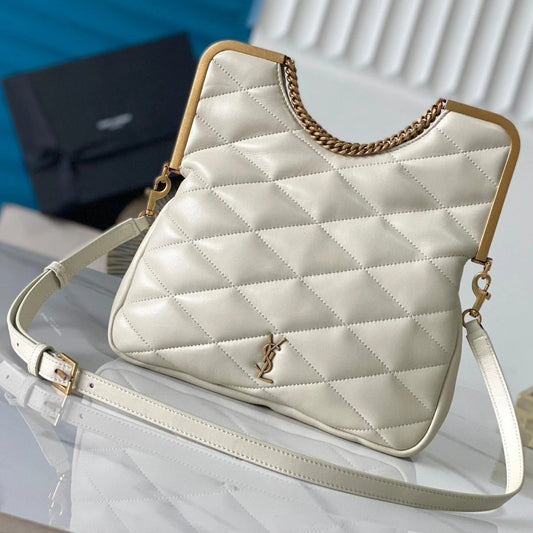 26 WHITE SHEEPSKIN WITH GOLD BUCKLE BAG mysite