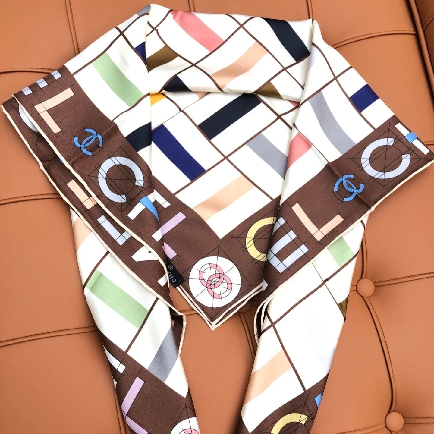 CHANEL 25S SCARF 90 IN SILK 704586 mysite