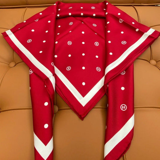 CHANEL 25S SCARF 90 IN SILK 704604 mysite