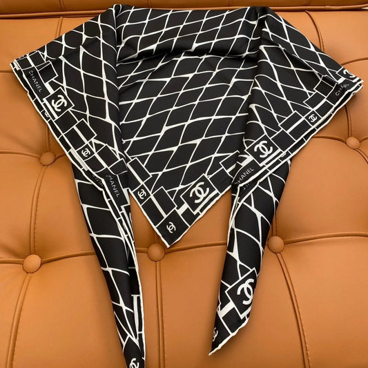 CHANEL 25S SCARF 90 IN SILK 703695 mysite