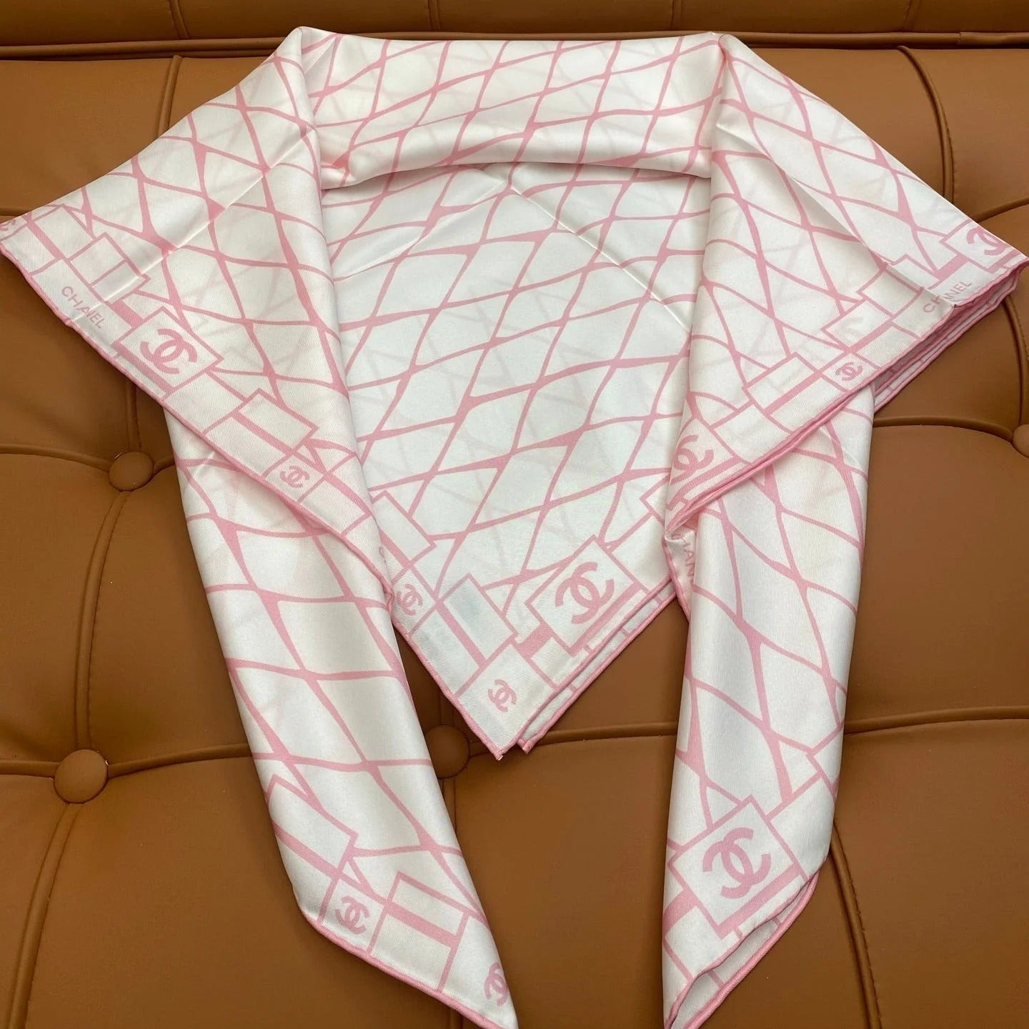 CHANEL 25S SCARF 90 IN SILK 703692 mysite