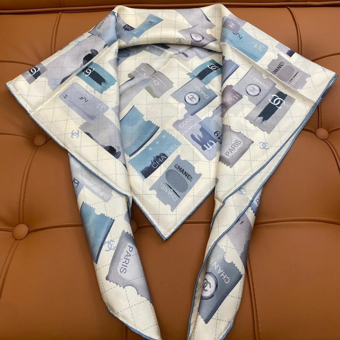 CHANEL 25S SCARF 90 IN SILK 703698 mysite