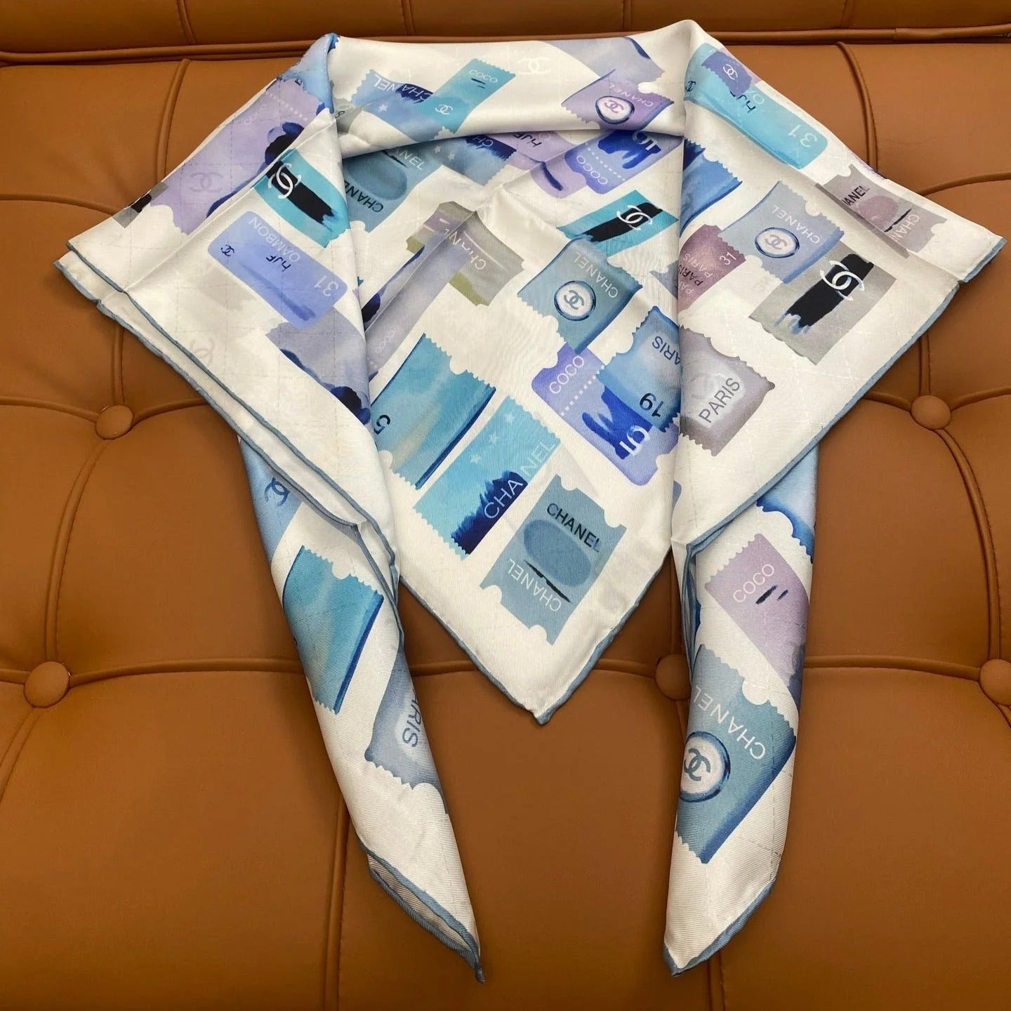 CHANEL 25S SCARF 90 IN SILK 703702 mysite