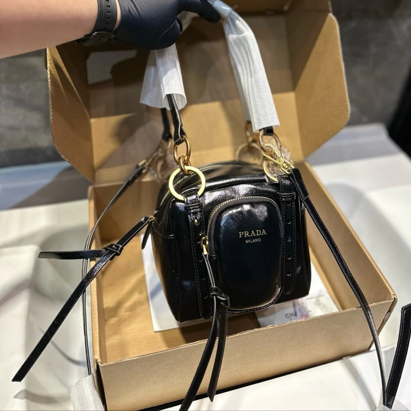 DANGLE TOP HANDLE MINI BAG 15 IN BLACK PATENT CALFSKIN mysite