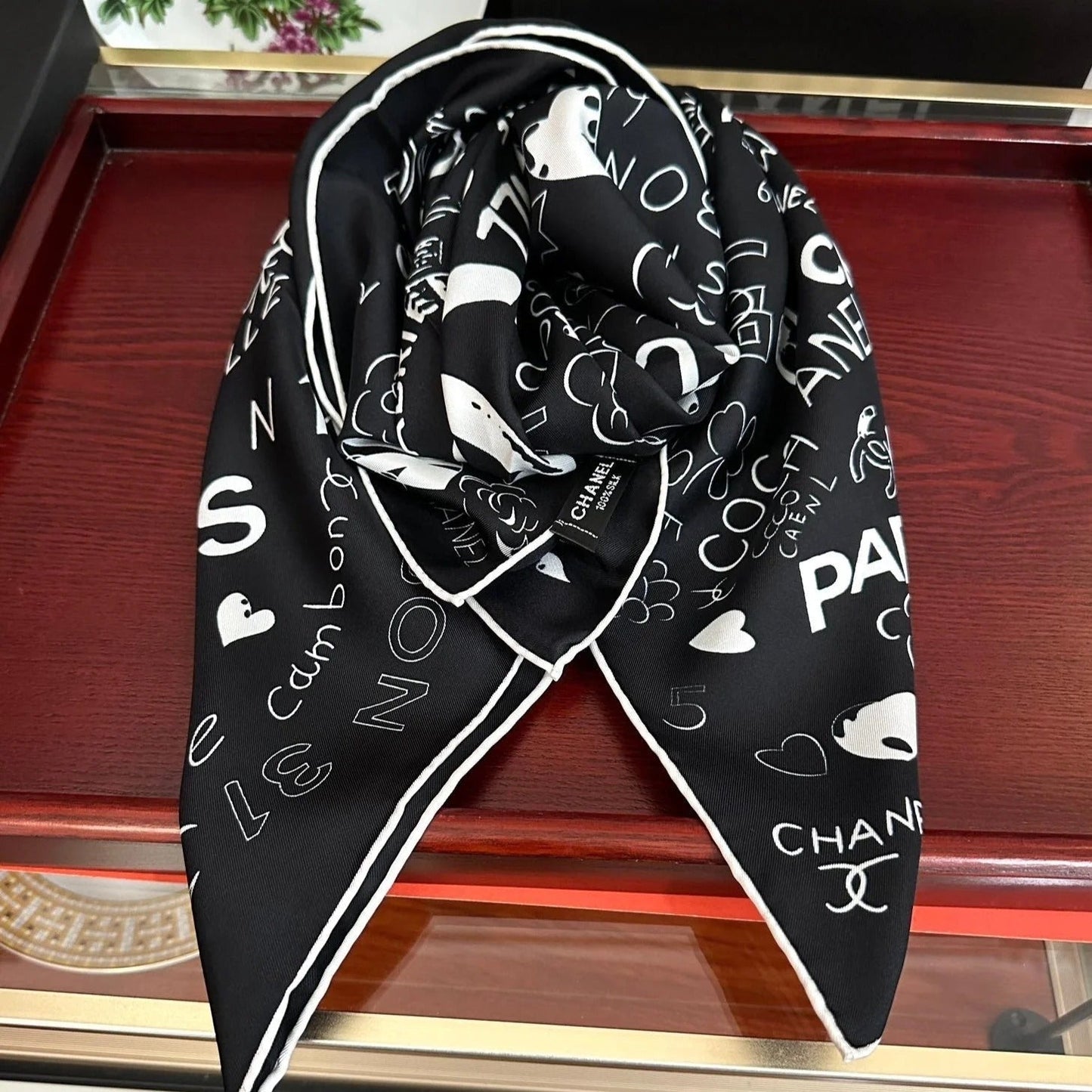 CHANEL 25S SCARF 90 IN SILK 738419 mysite