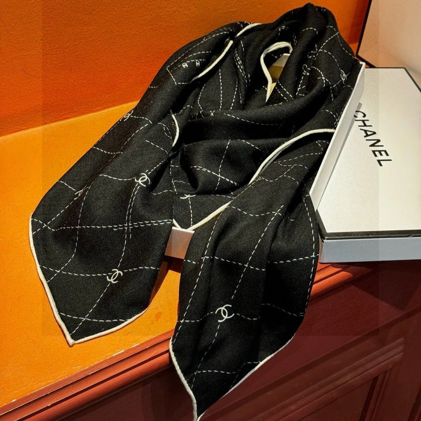 CHANEL 25S SCARF 140 IN SILK 735800 mysite