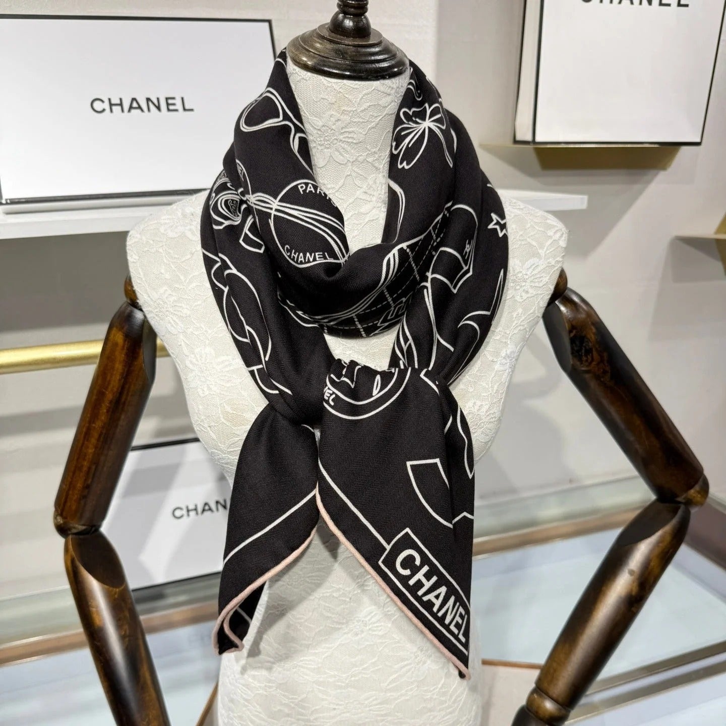 CHANEL 25S SCARF 140 IN SILK 732181 mysite