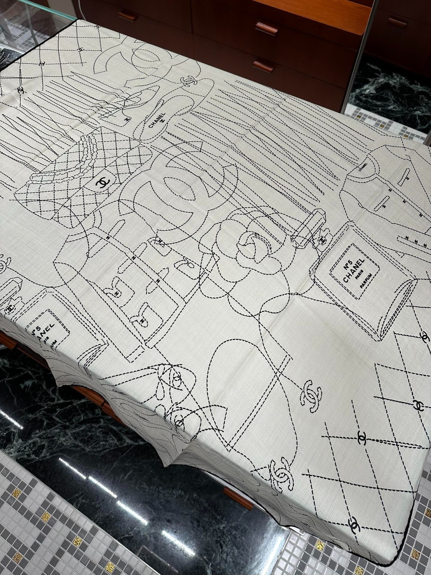 CHANEL 25S SCARF 140 IN SILK WOOL 726478 mysite