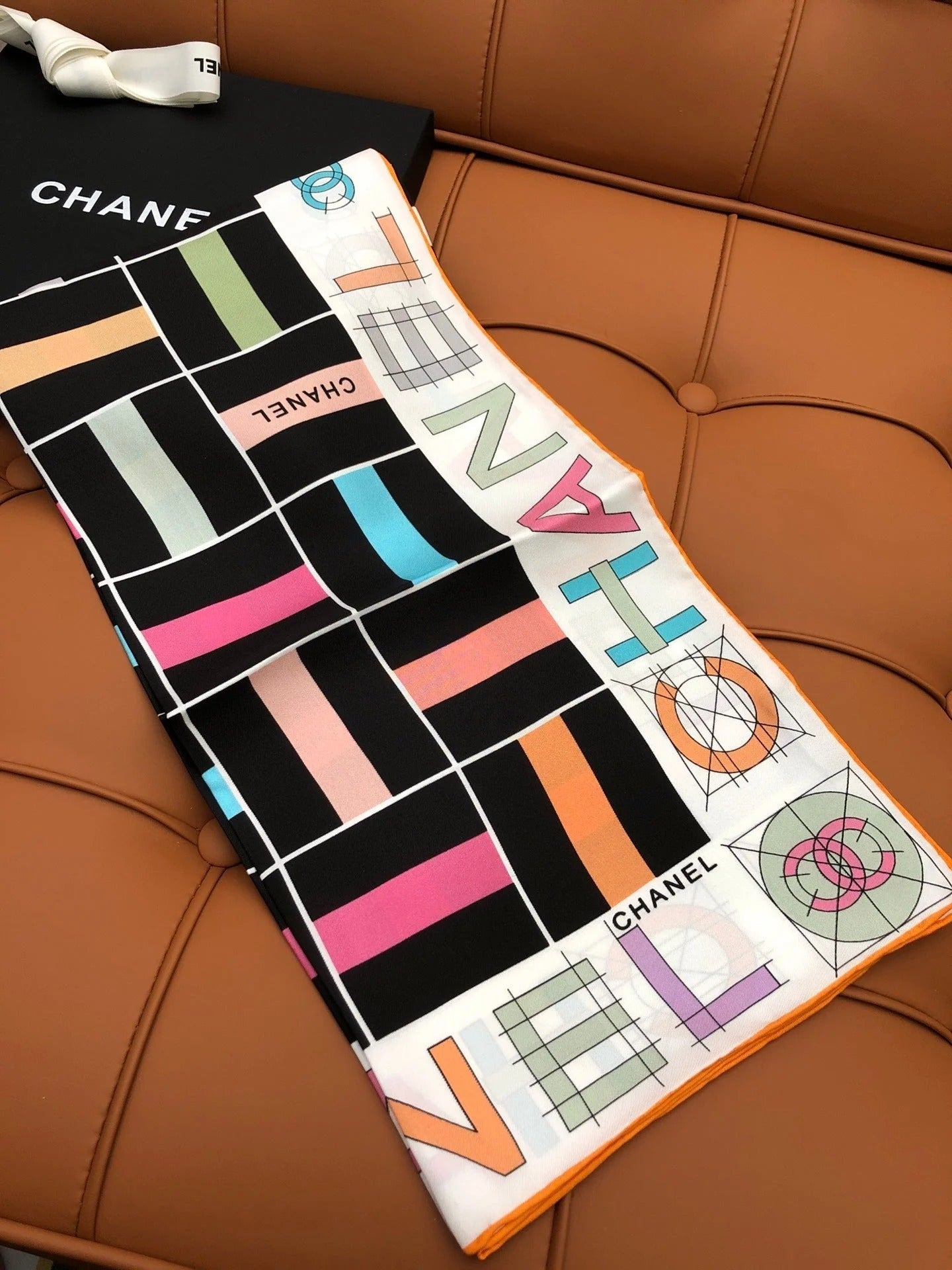 CHANEL 25S SCARF 90 IN SILK 704583 mysite