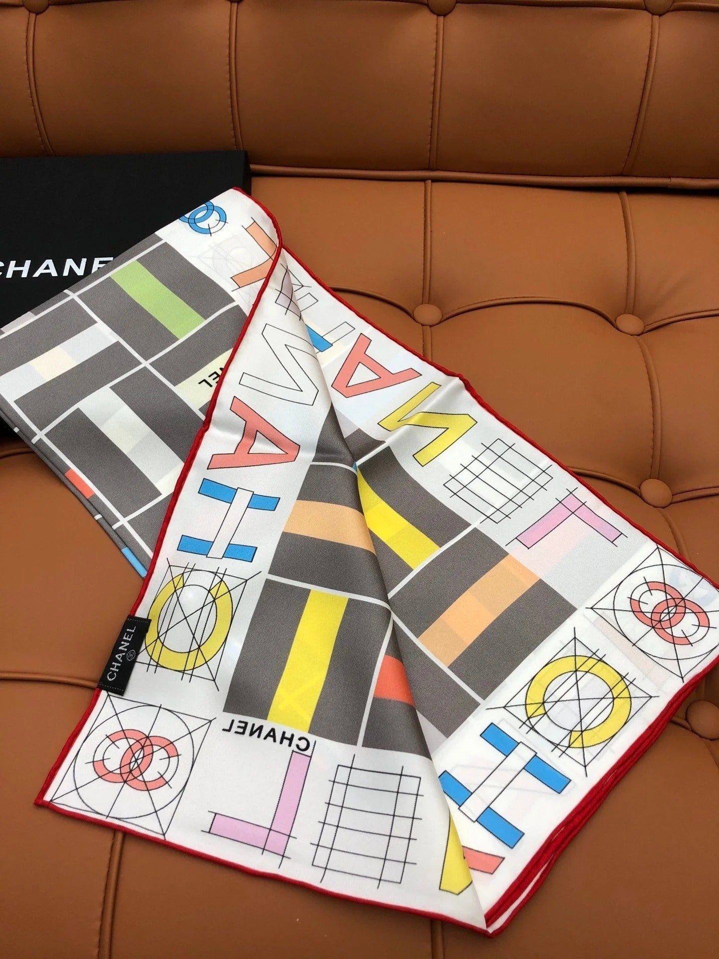 CHANEL 25S SCARF 90 IN SILK 704585 mysite