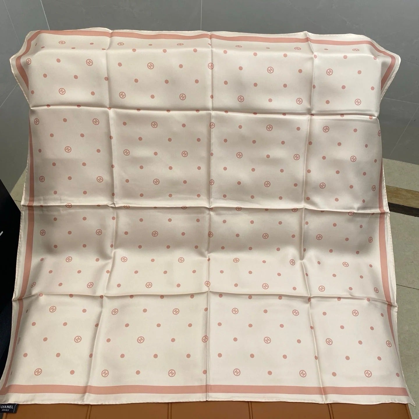 CHANEL 25S SCARF 90 IN SILK 704605 mysite