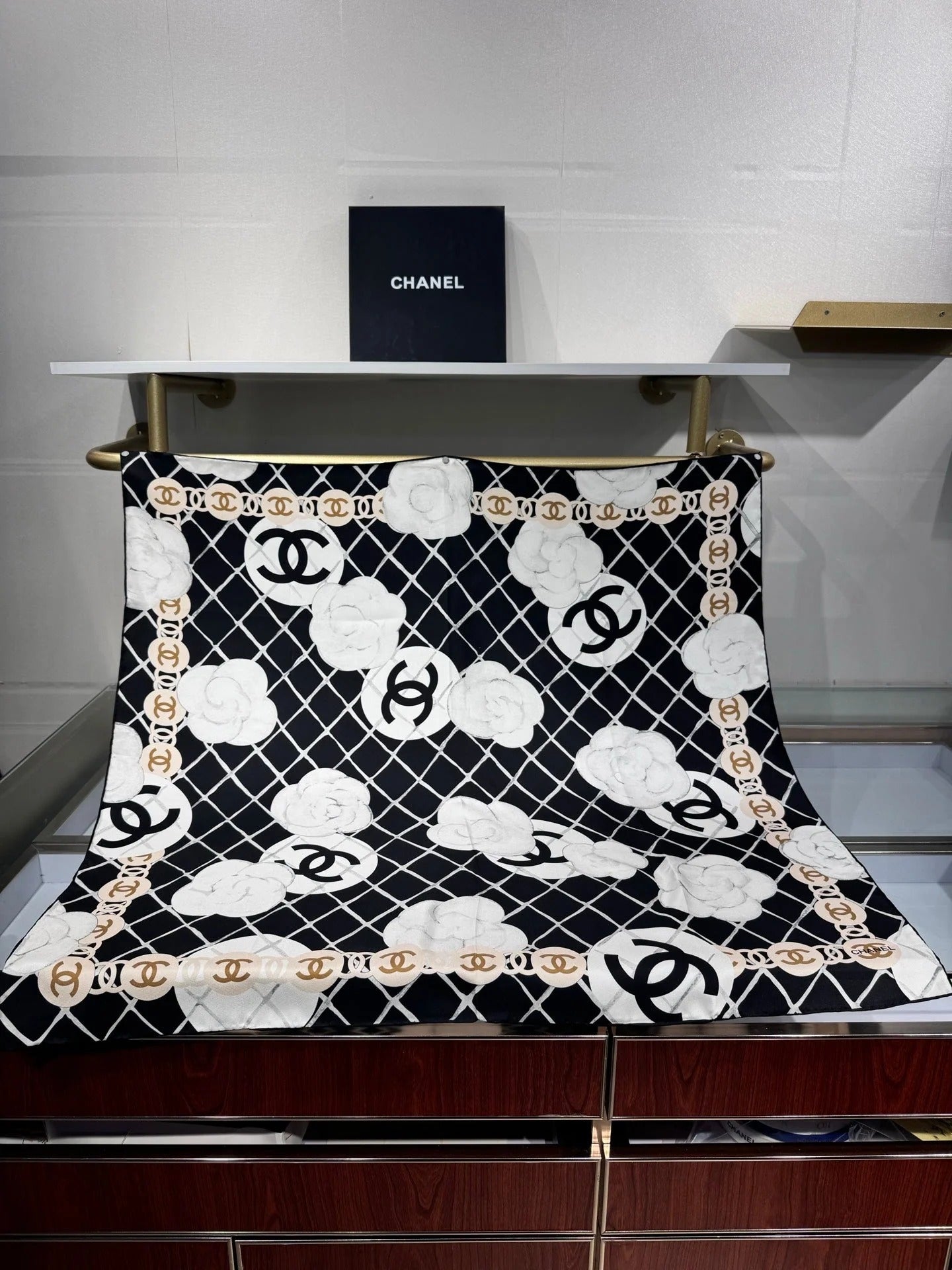 CHANEL 25S SCARF 90 IN CASHMERE SILK 737220 mysite