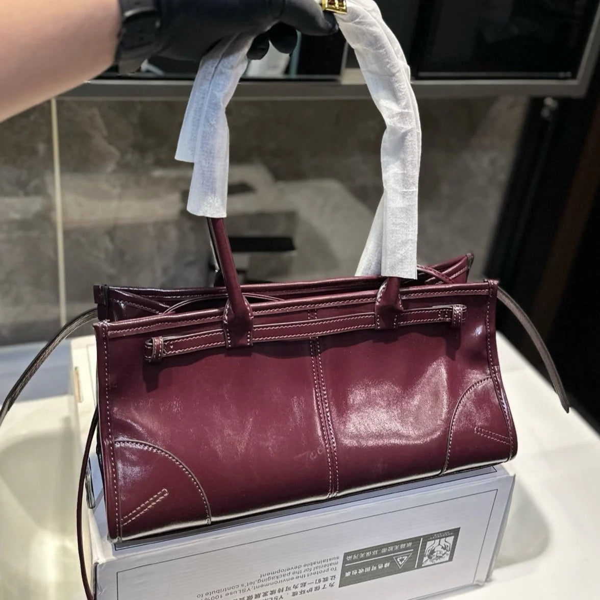 BONNIE SOFT LUX HANDBAG 32 IN BURGUNDY RED PATENT CALFSKIN mysite