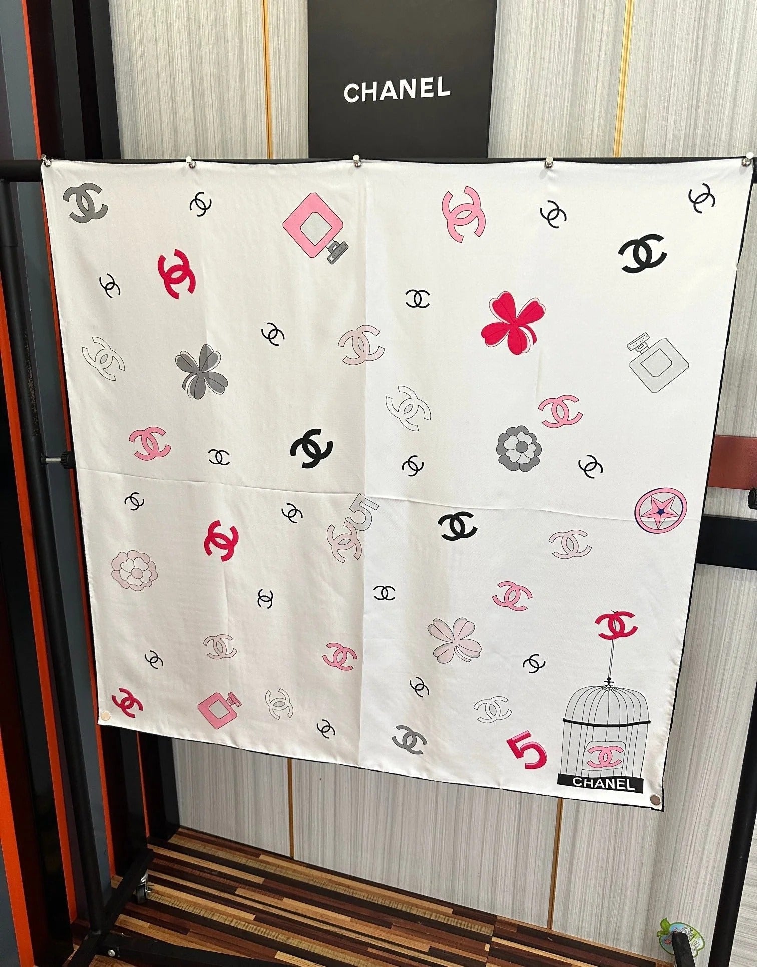 CHANEL 25S SCARF 90 IN SILK 733857 mysite