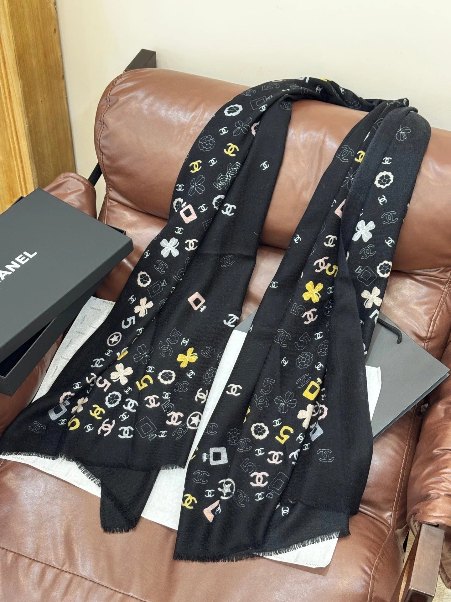 CHANEL 25S SCARF 200 IN CASHMERE 727295 mysite