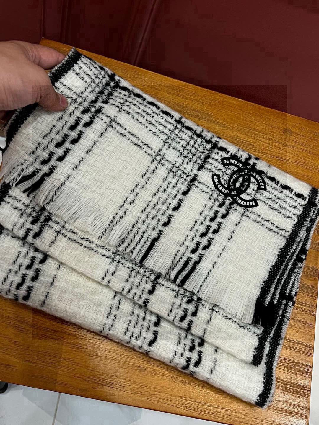 CHANEL 25S SCARF 185 IN CASHMERE 730559 mysite