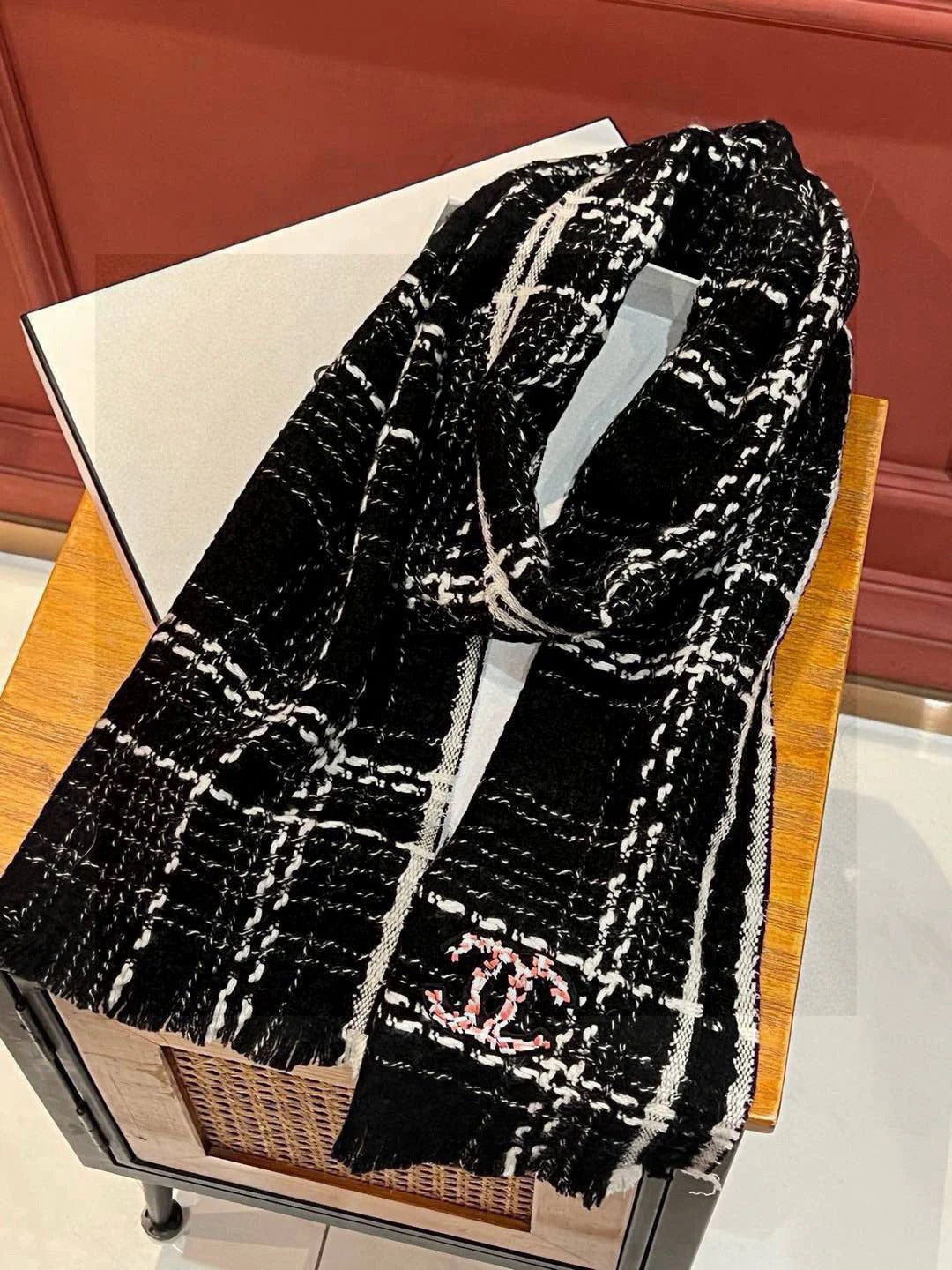 CHANEL 25S SCARF 185 IN CASHMERE 730560 mysite