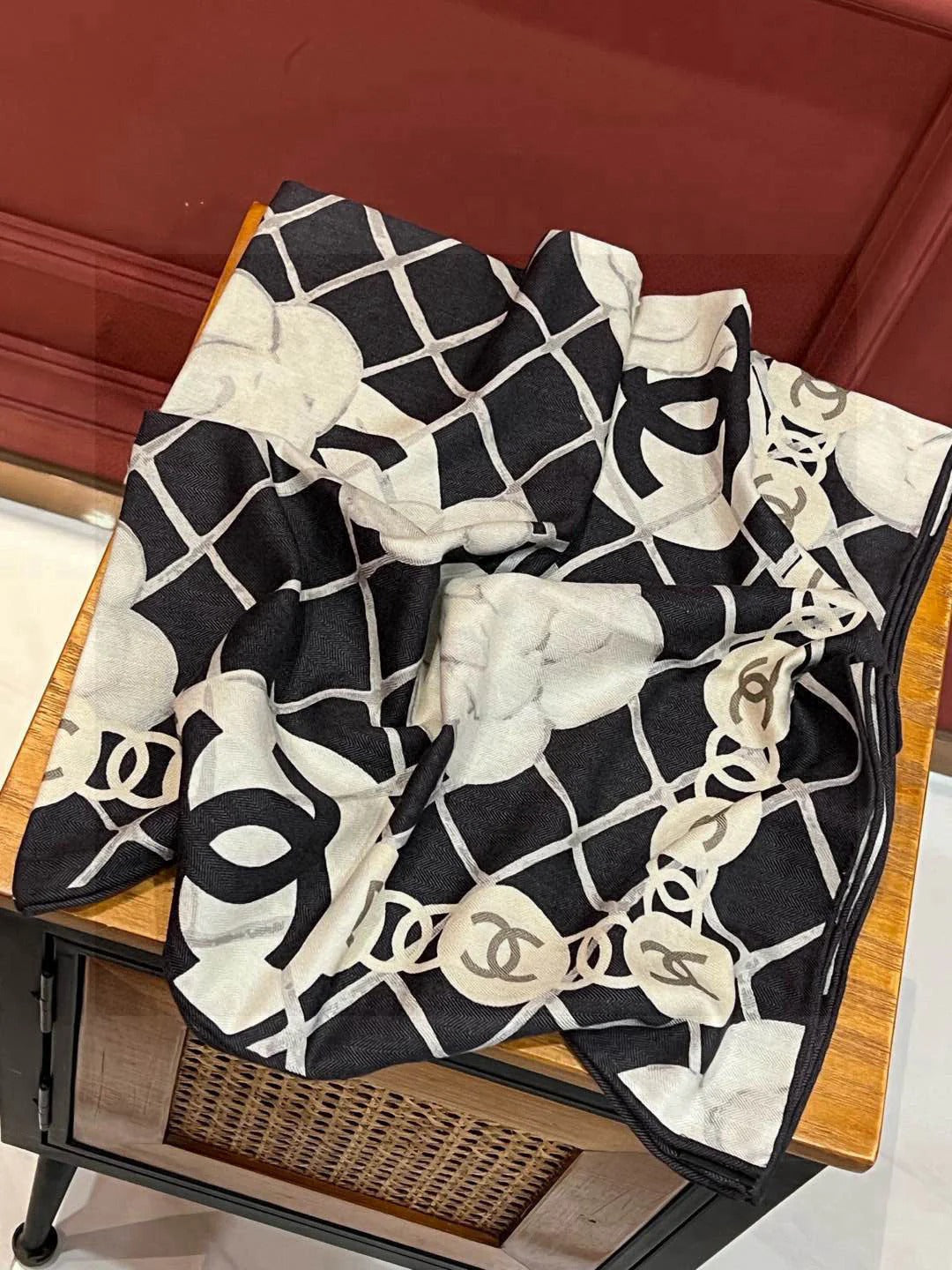 CHANEL 25S SCARF 110 IN CASHMERE SILK 730603 mysite