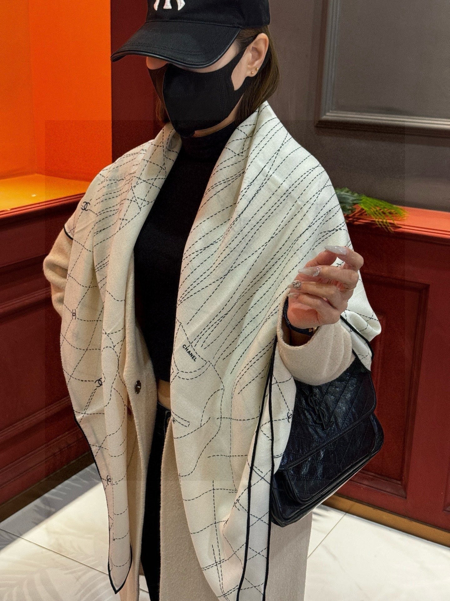 CHANEL 25S SCARF 140 IN SILK 735801 mysite