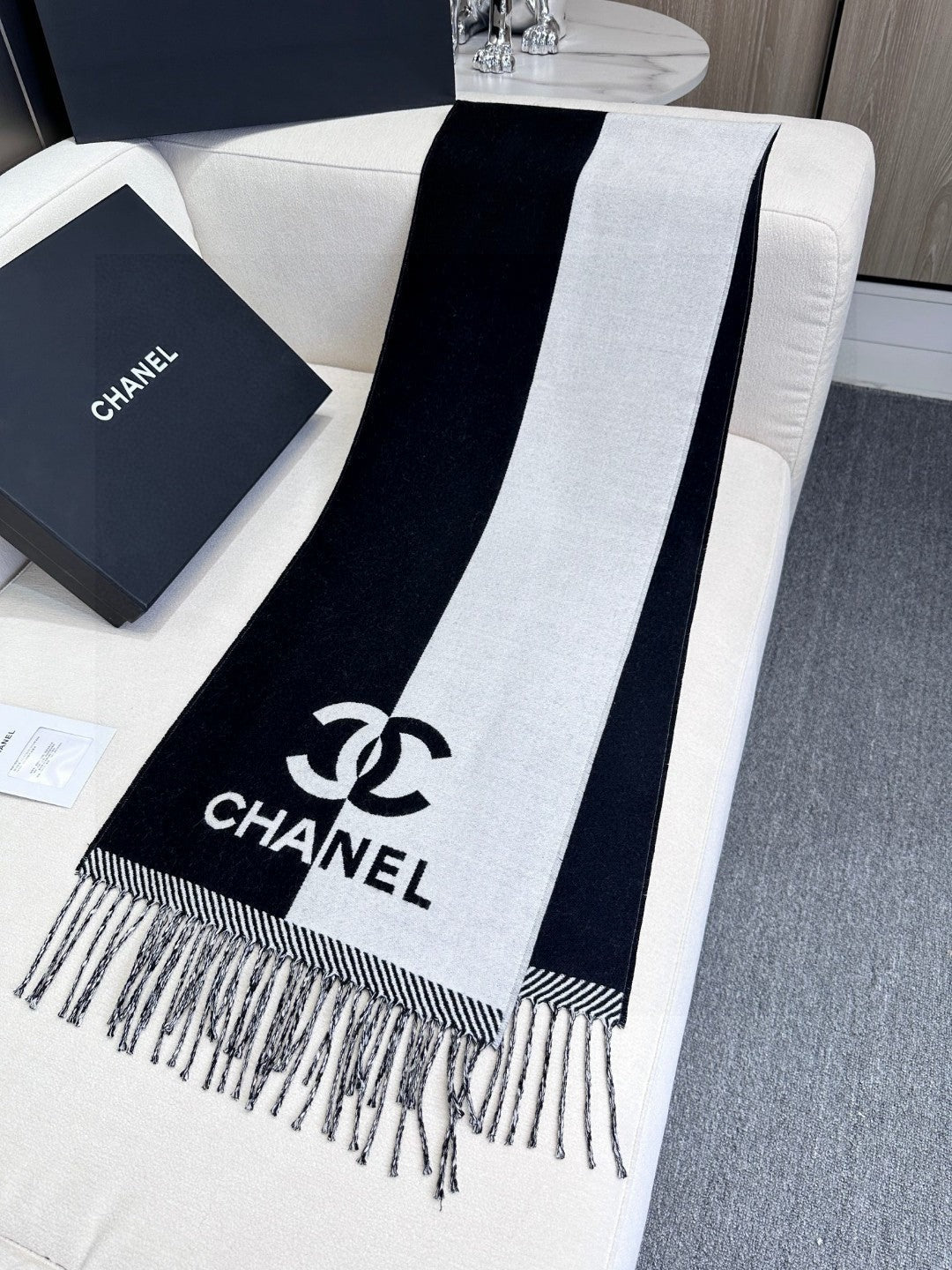 CHANEL 25S SCARF 184 IN MERINO WOOL 727324 mysite