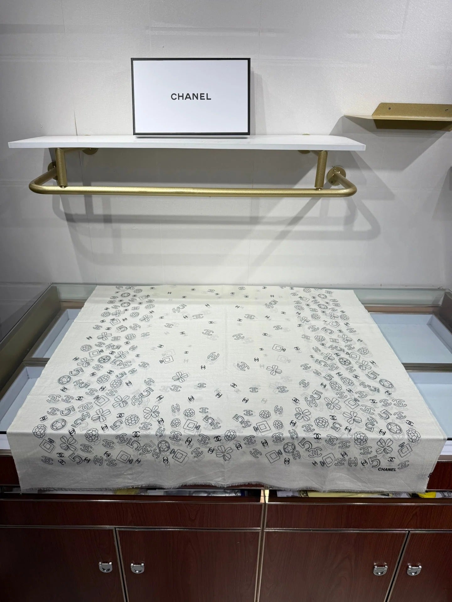 CHANEL 25S SCARF 200 IN CASHMERE 706596 mysite