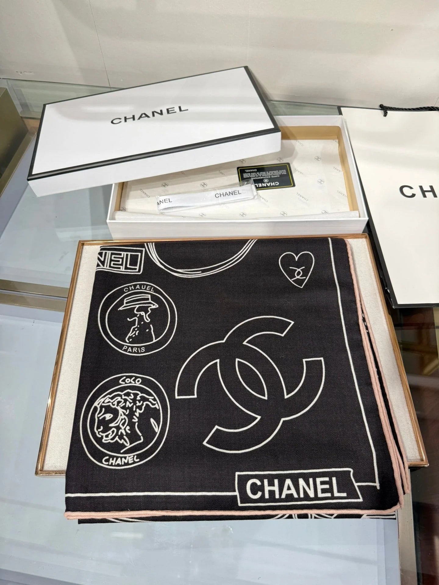 CHANEL 25S SCARF 140 IN SILK 732181 mysite