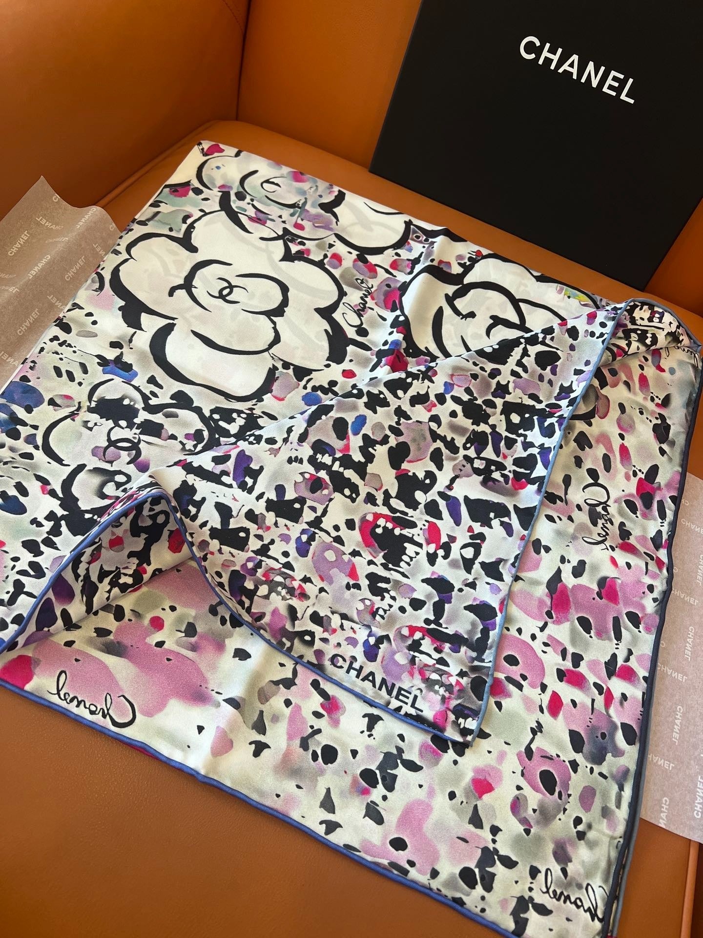 CHANEL 25S SCARF 90 IN SILK TWILL 700816 mysite