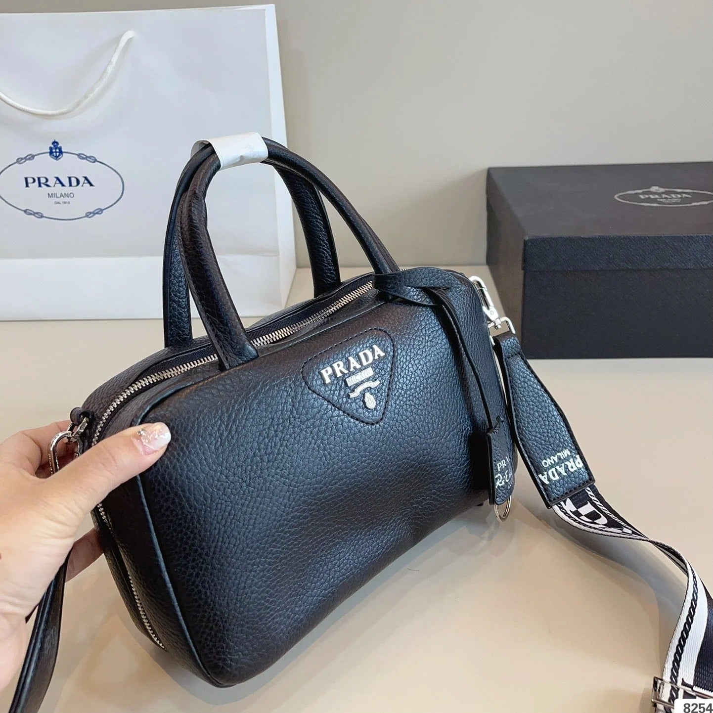 CLASSIC BOSTON BAG 25 IN BLACK GRAINED CALFSKIN mysite