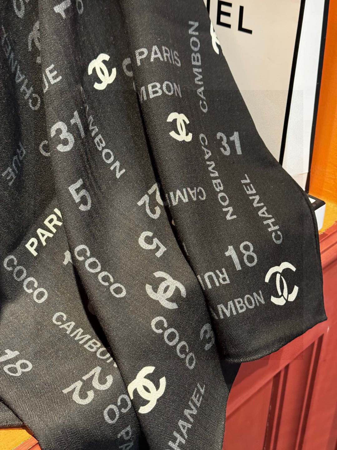 CHANEL 25S SCARF 140 IN CASHMERE SILK 733897 mysite