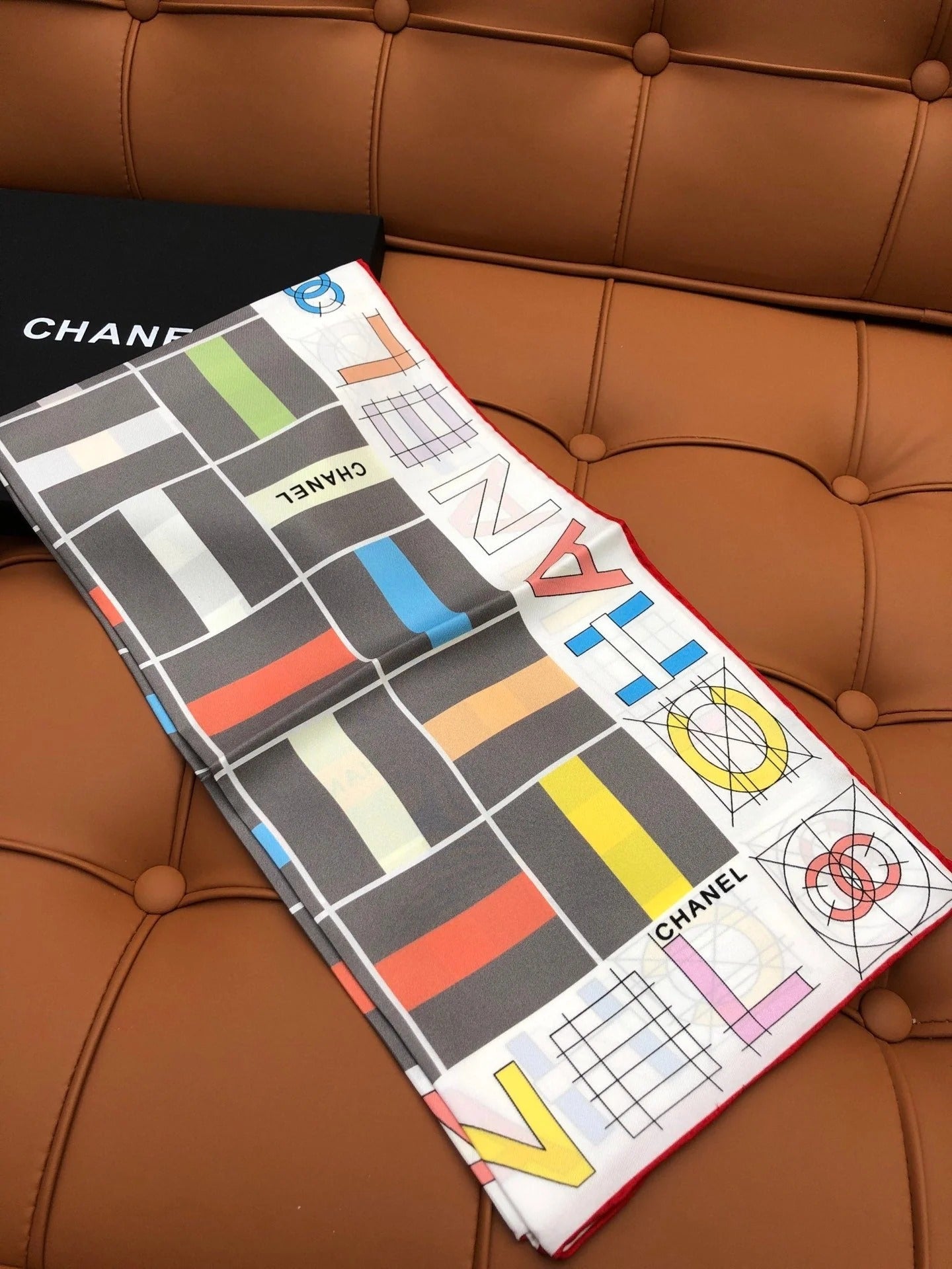 CHANEL 25S SCARF 90 IN SILK 704585 mysite