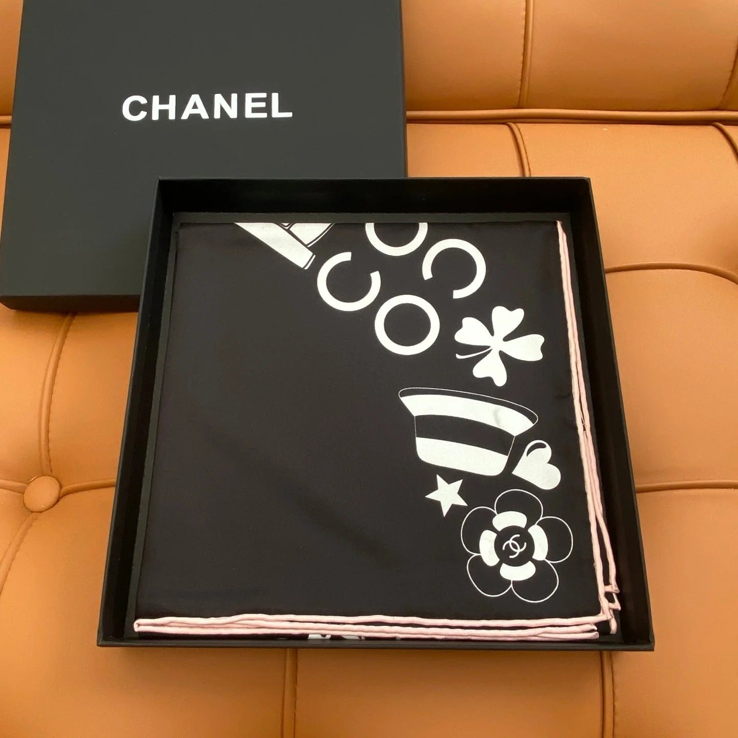 CHANEL 25S SCARF 90 IN SILK 703696 mysite