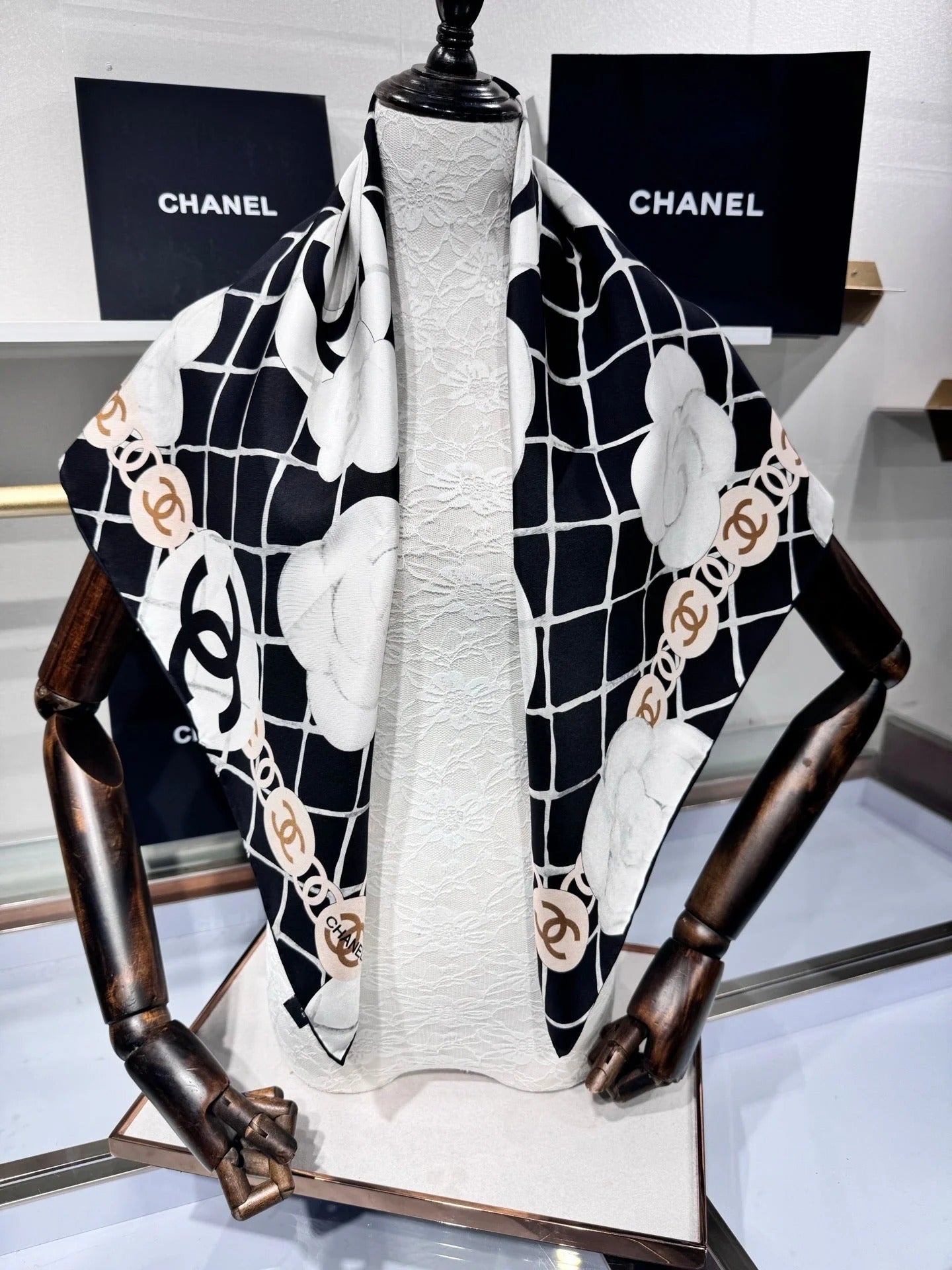 CHANEL 25S SCARF 90 IN CASHMERE SILK 737220 mysite