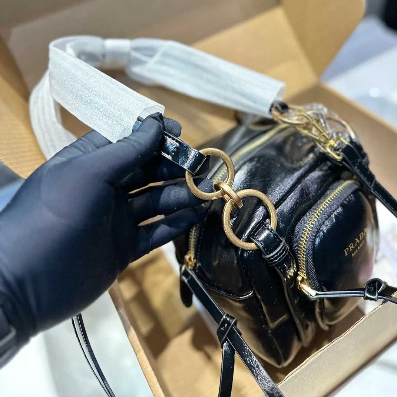 DANGLE TOP HANDLE MINI BAG 15 IN BLACK PATENT CALFSKIN mysite