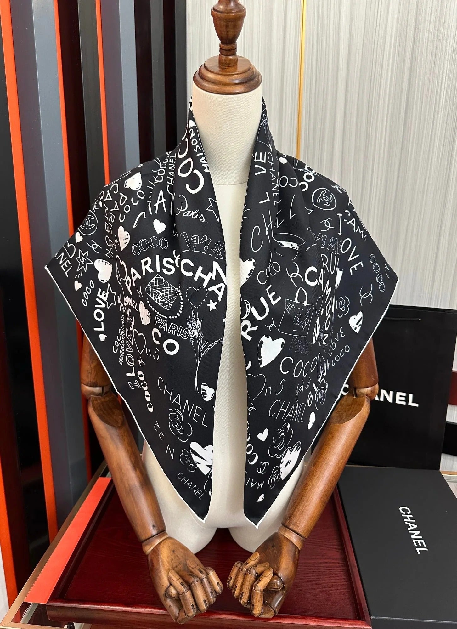 CHANEL 25S SCARF 90 IN SILK 738419 mysite