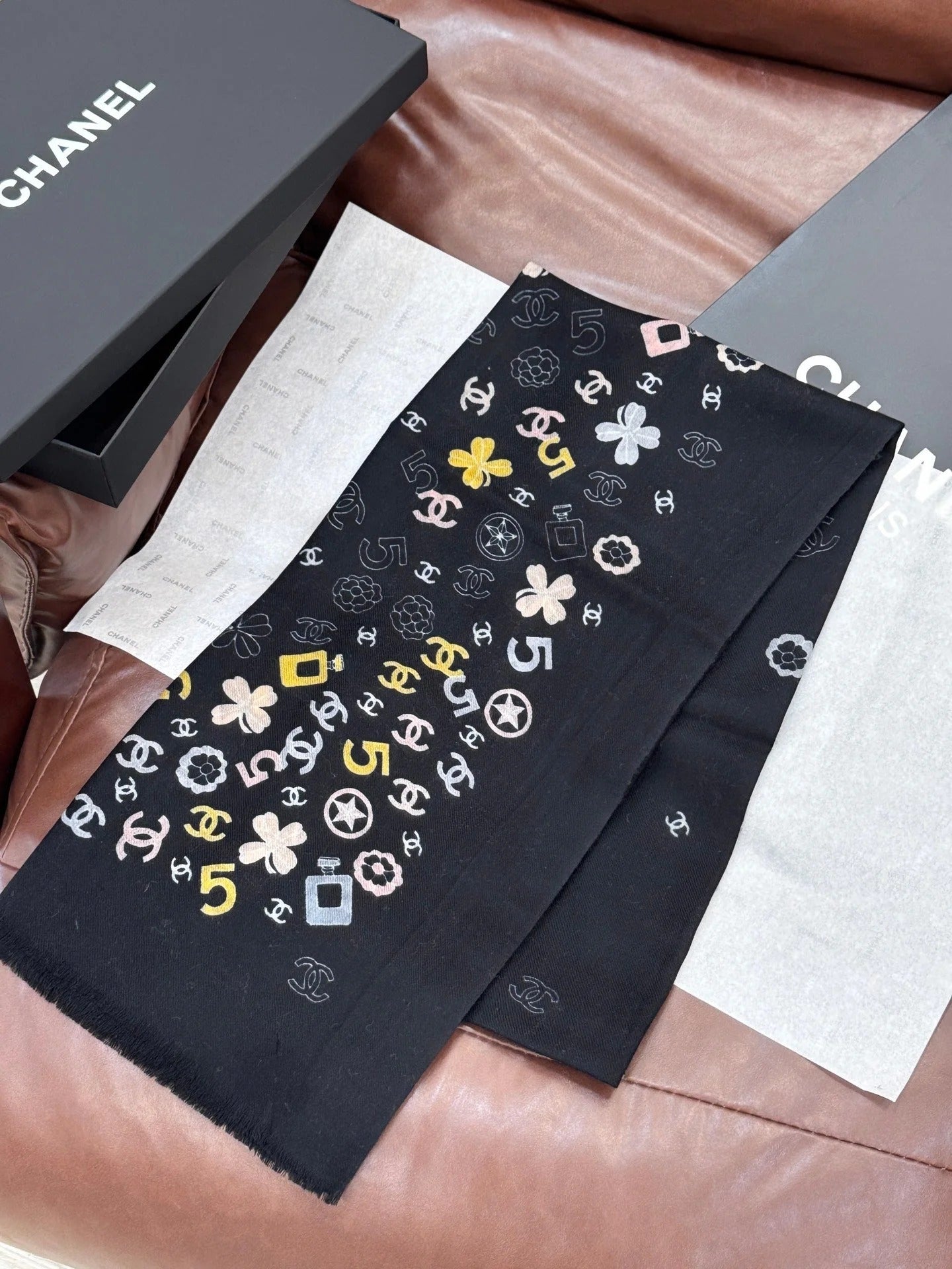 CHANEL 25S SCARF 200 IN CASHMERE 727295 mysite