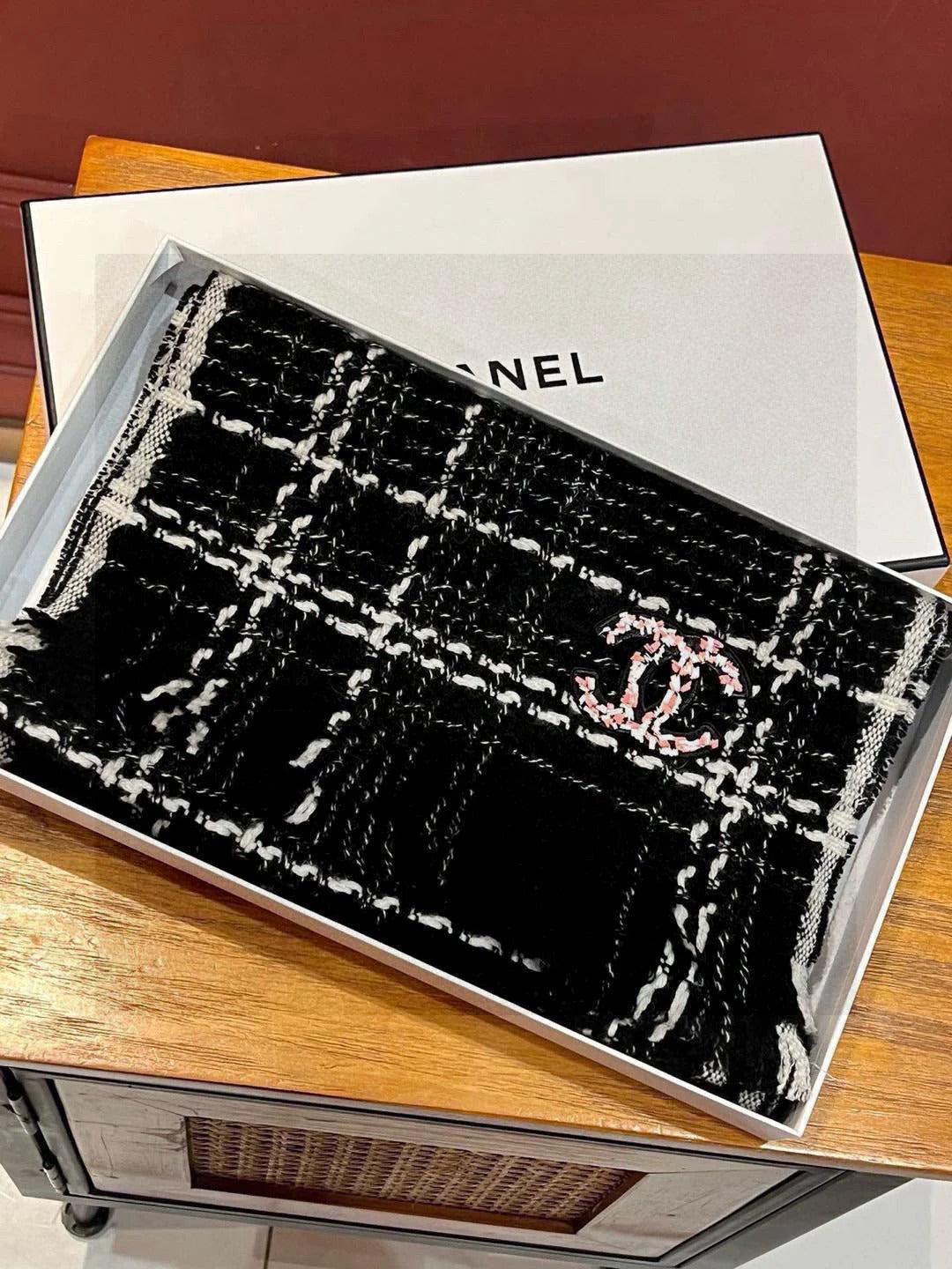CHANEL 25S SCARF 185 IN CASHMERE 730560 mysite