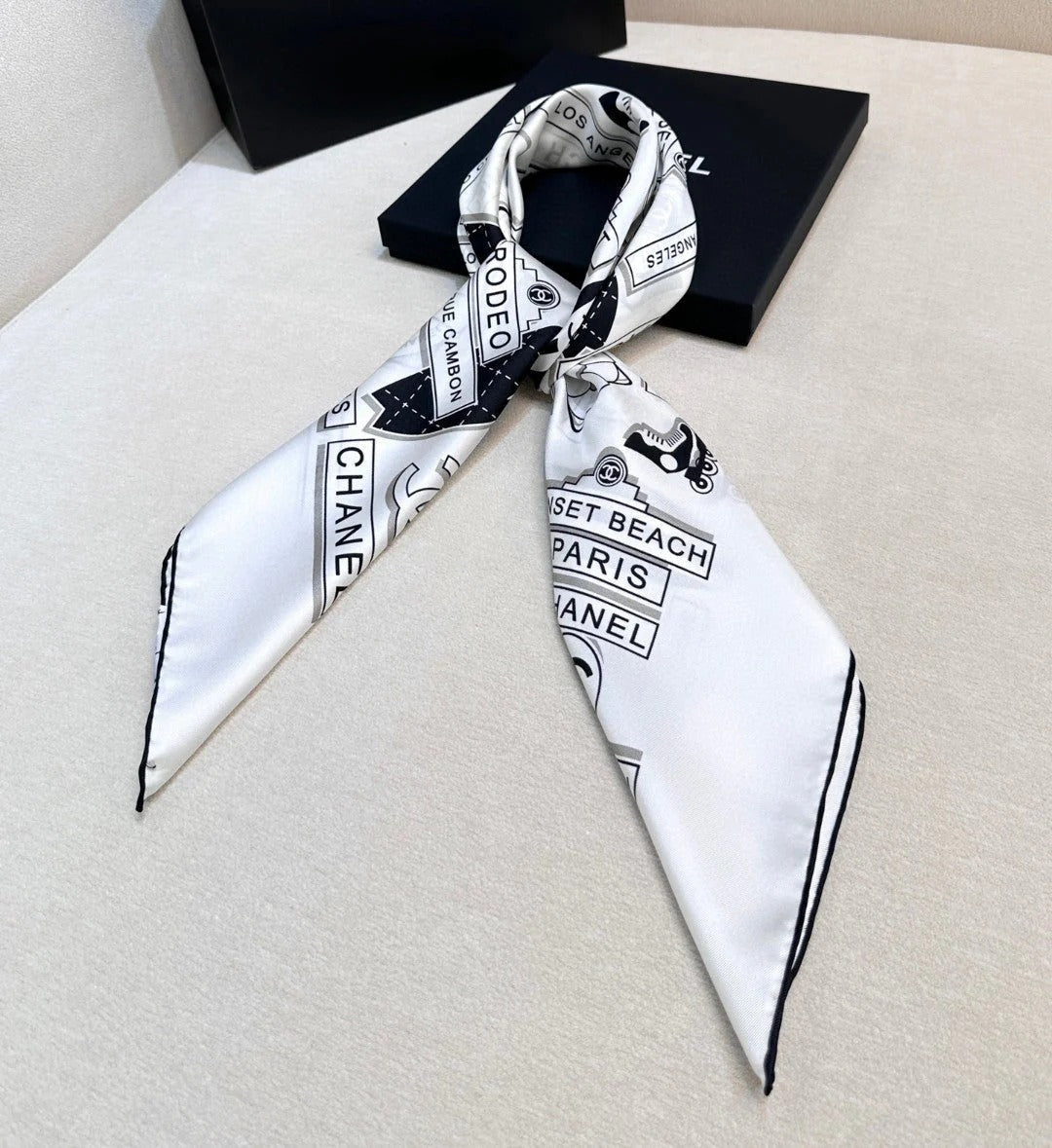 CHANEL 25S SCARF 90 IN SILK 729054 mysite