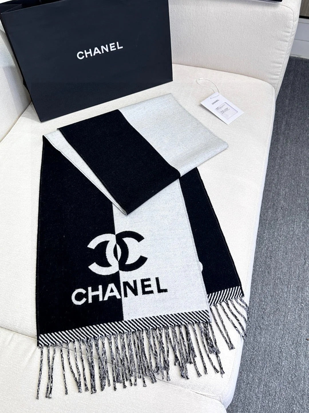 CHANEL 25S SCARF 184 IN MERINO WOOL 727324 mysite