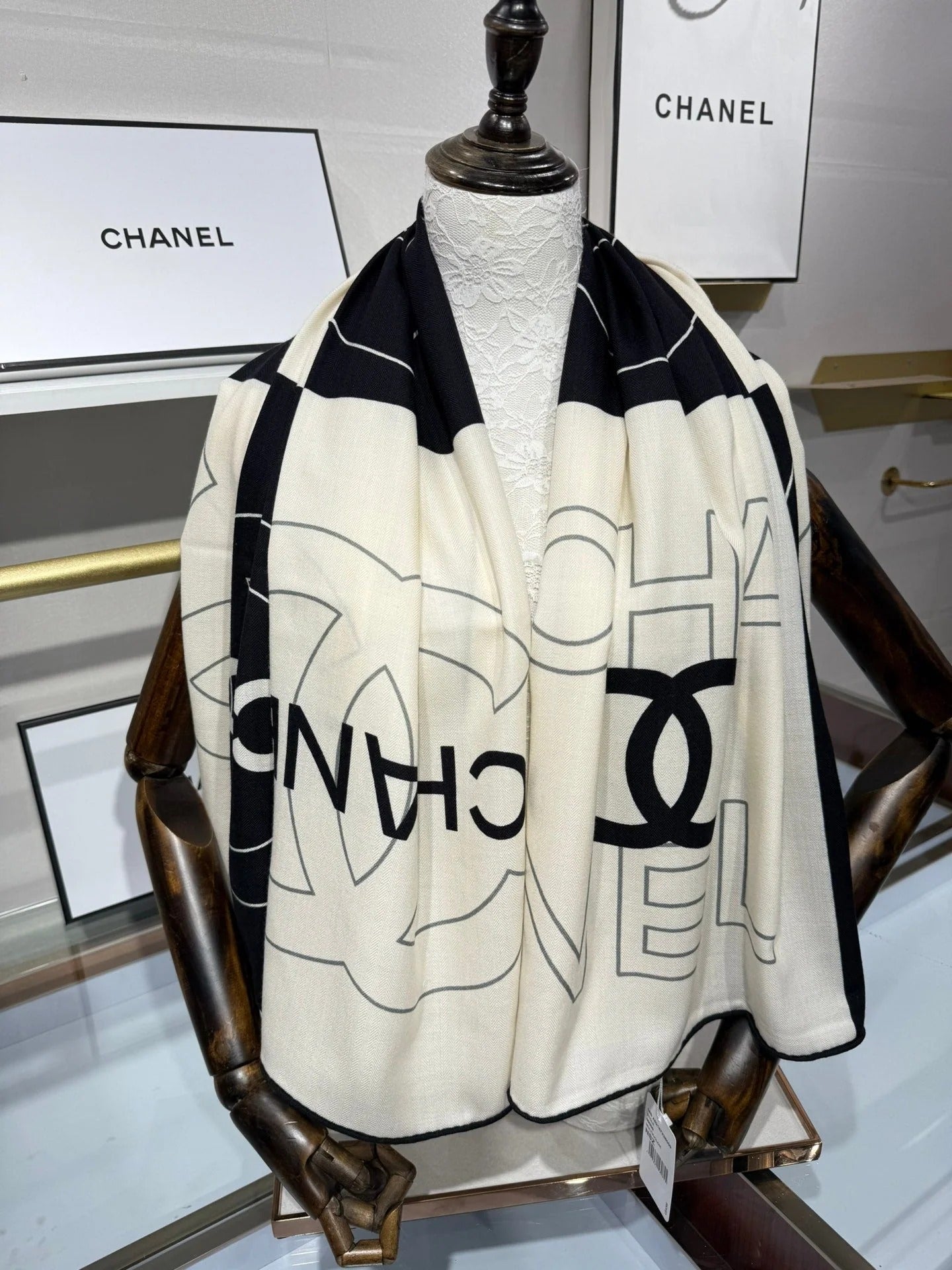 CHANEL 25S SCARF 140 IN SILK 732177 mysite
