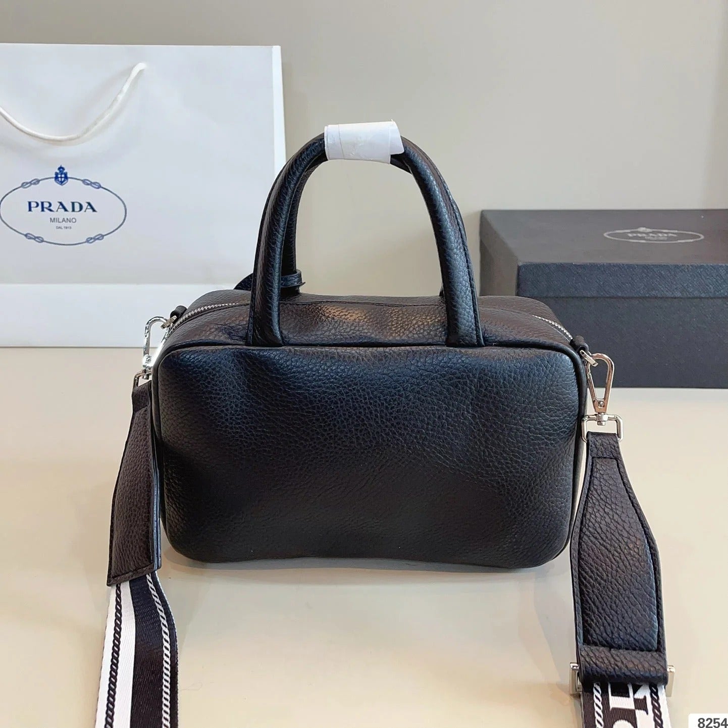 CLASSIC BOSTON BAG 25 IN BLACK GRAINED CALFSKIN mysite