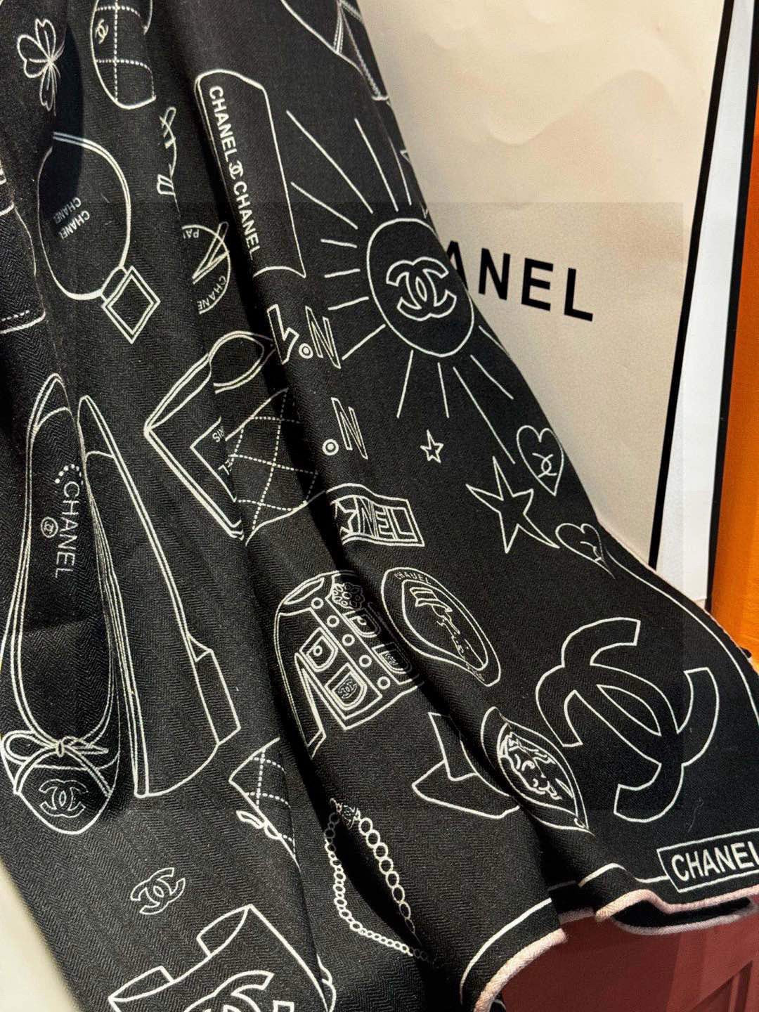 CHANEL 25S SCARF 140 IN SILK 735811 mysite