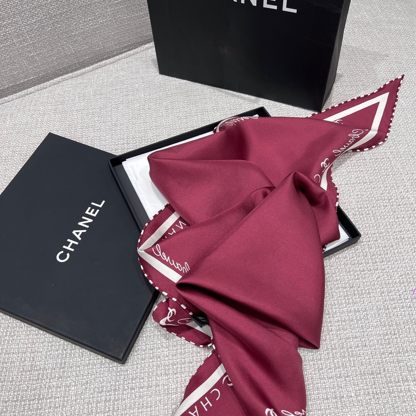 CHANEL 25S SCARF 160 IN SILK 697665 mysite